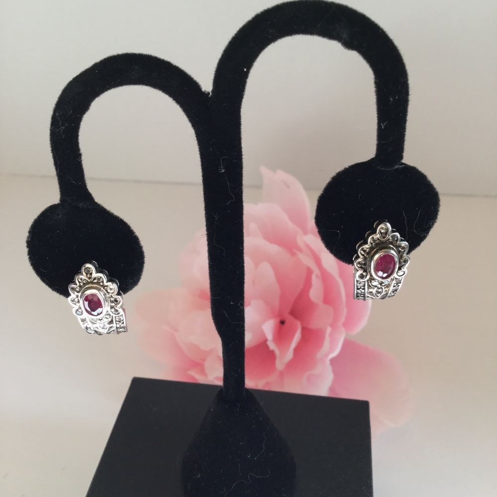🚫SOLD🚫RUBY CAB EARRINGS CLIP/POST🌸 - Picture 7 of 8